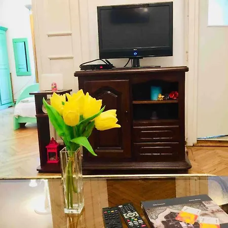 Adorama Central Old City Apartment *